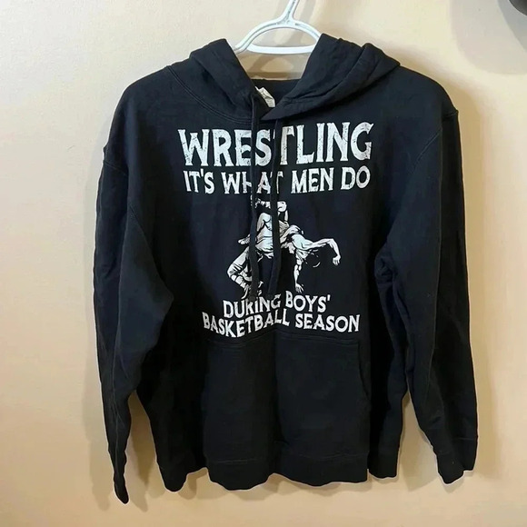 (3)NWT  sweatshirt - Picture 1 of 4